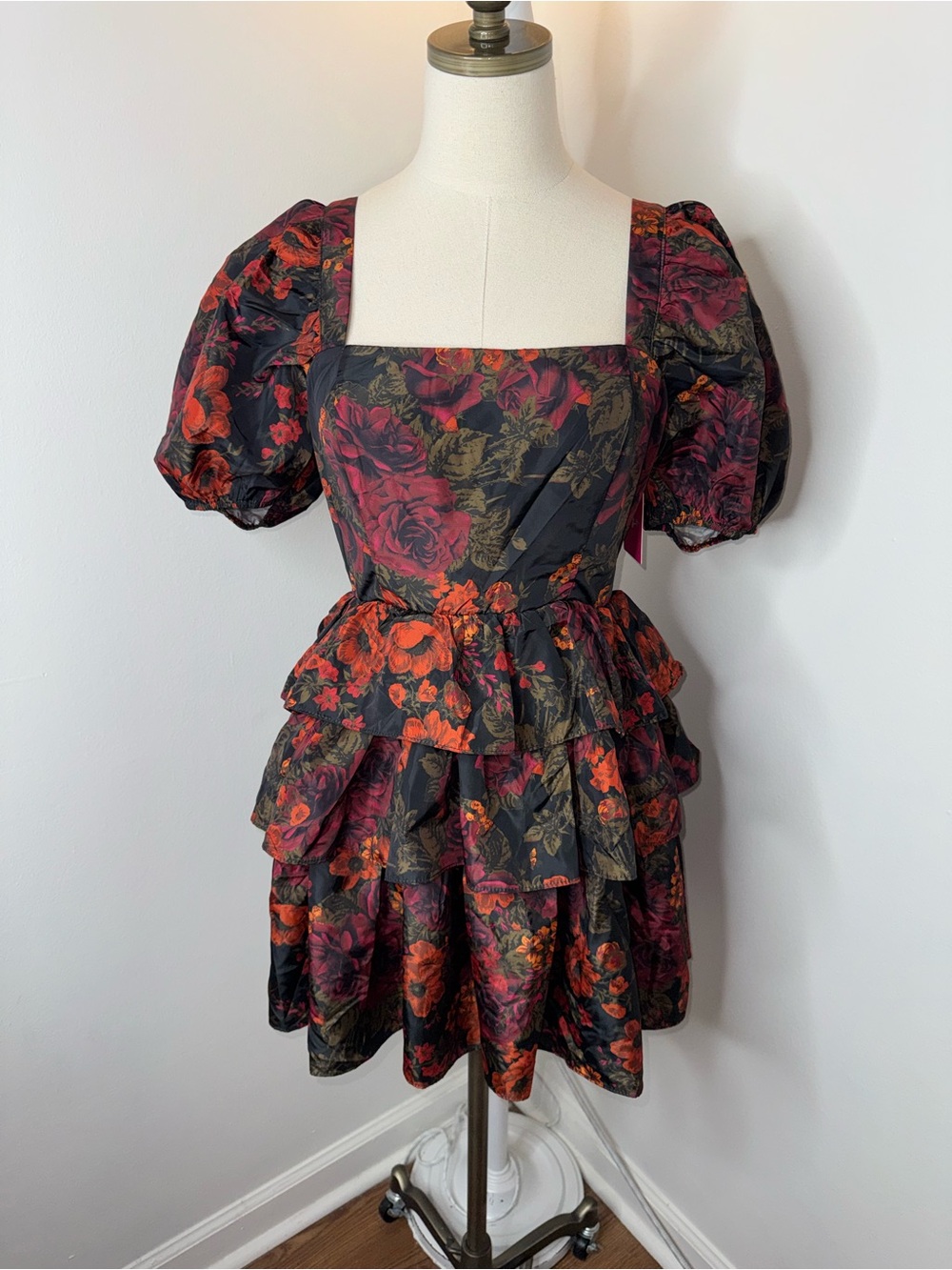Buddy Love Women’s Medium Romance Black Orange Tiered Floral Ruffle Mini Dress